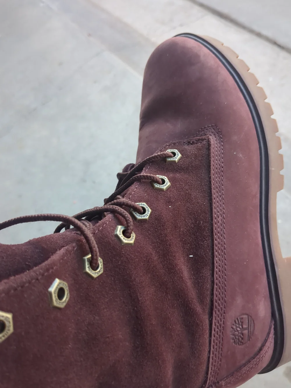 Timberland A1SGJ Women's Size 6 BurgundyNubuck Sherpa Lined Lace Up Winter Boots